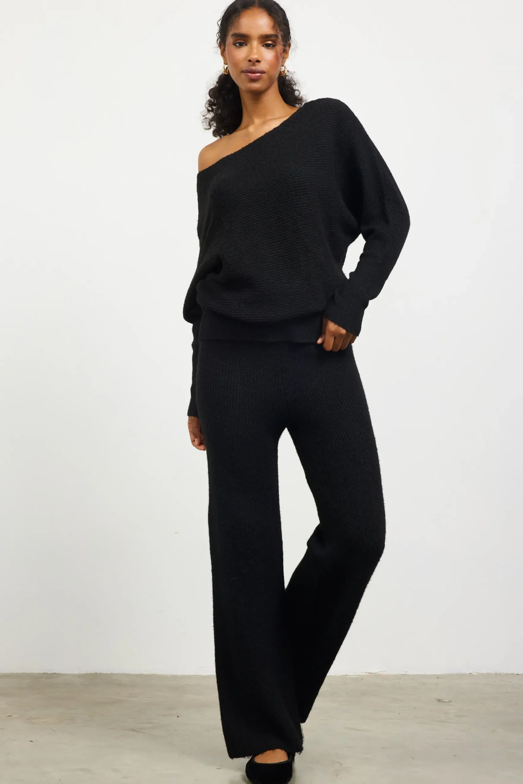 Boatneck Ribbed Knit Sweater*SKIES ARE BLUE Online