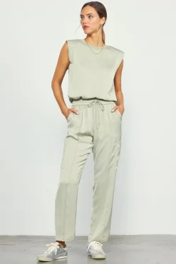 Bubble Hem Muscle Tank*SKIES ARE BLUE