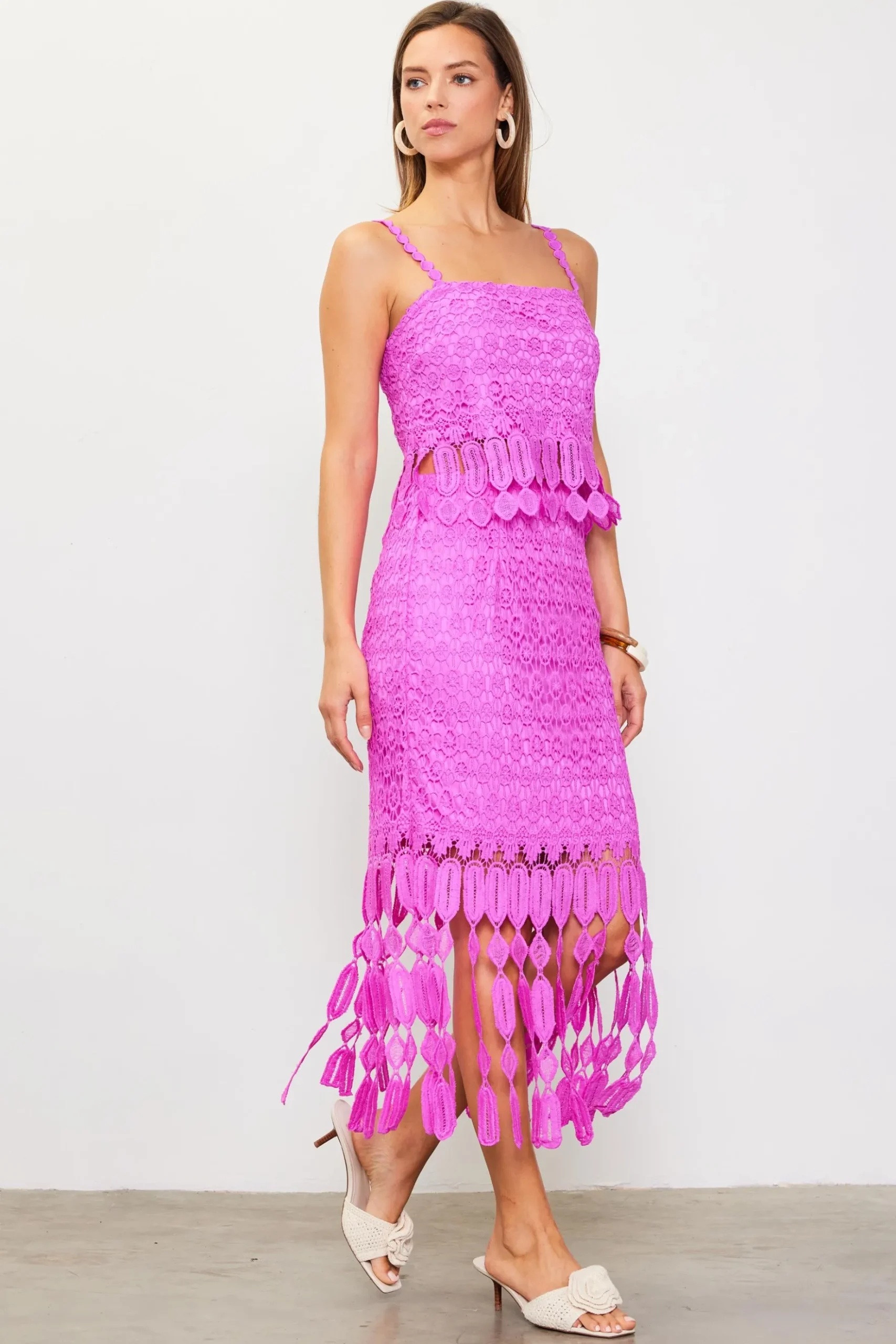 Crochet Cami With Fringe Detail*SKIES ARE BLUE Outlet