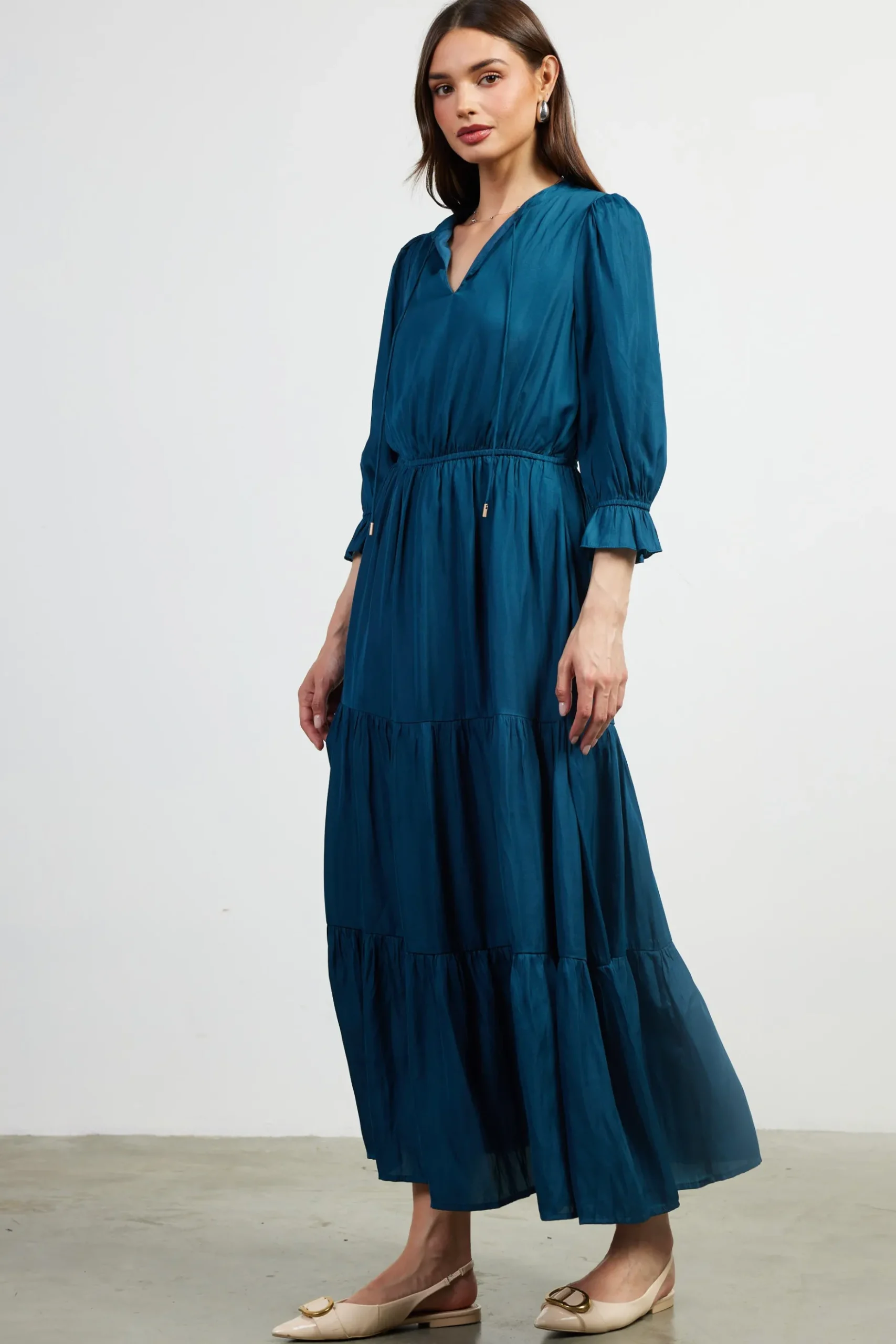 Emery Ruffle Tiered Maxi Dress*SKIES ARE BLUE Outlet