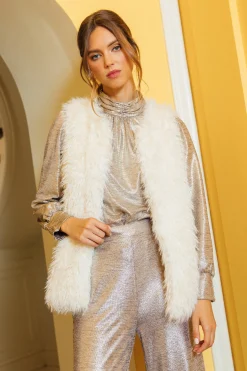 Faux Fur Vest*SKIES ARE BLUE Outlet