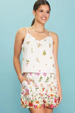 Floral Motif Tank Top*SKIES ARE BLUE
