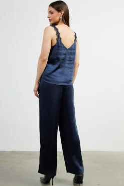 Lace Trim Cami Top*SKIES ARE BLUE