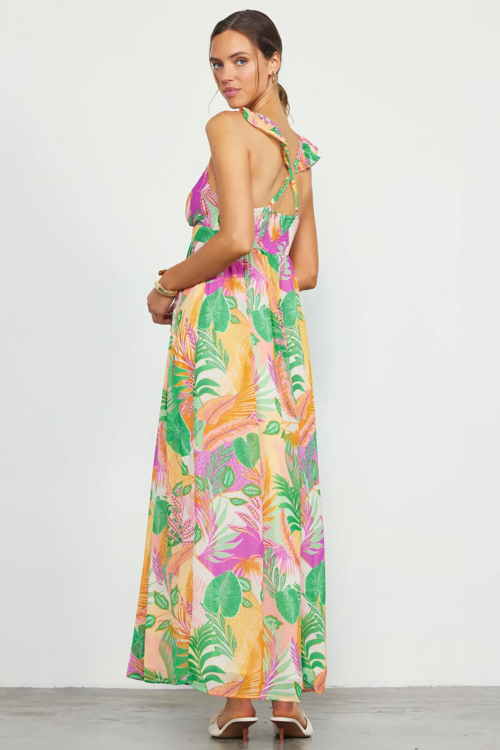 Leilani Floral Print Maxi Dress*SKIES ARE BLUE Hot