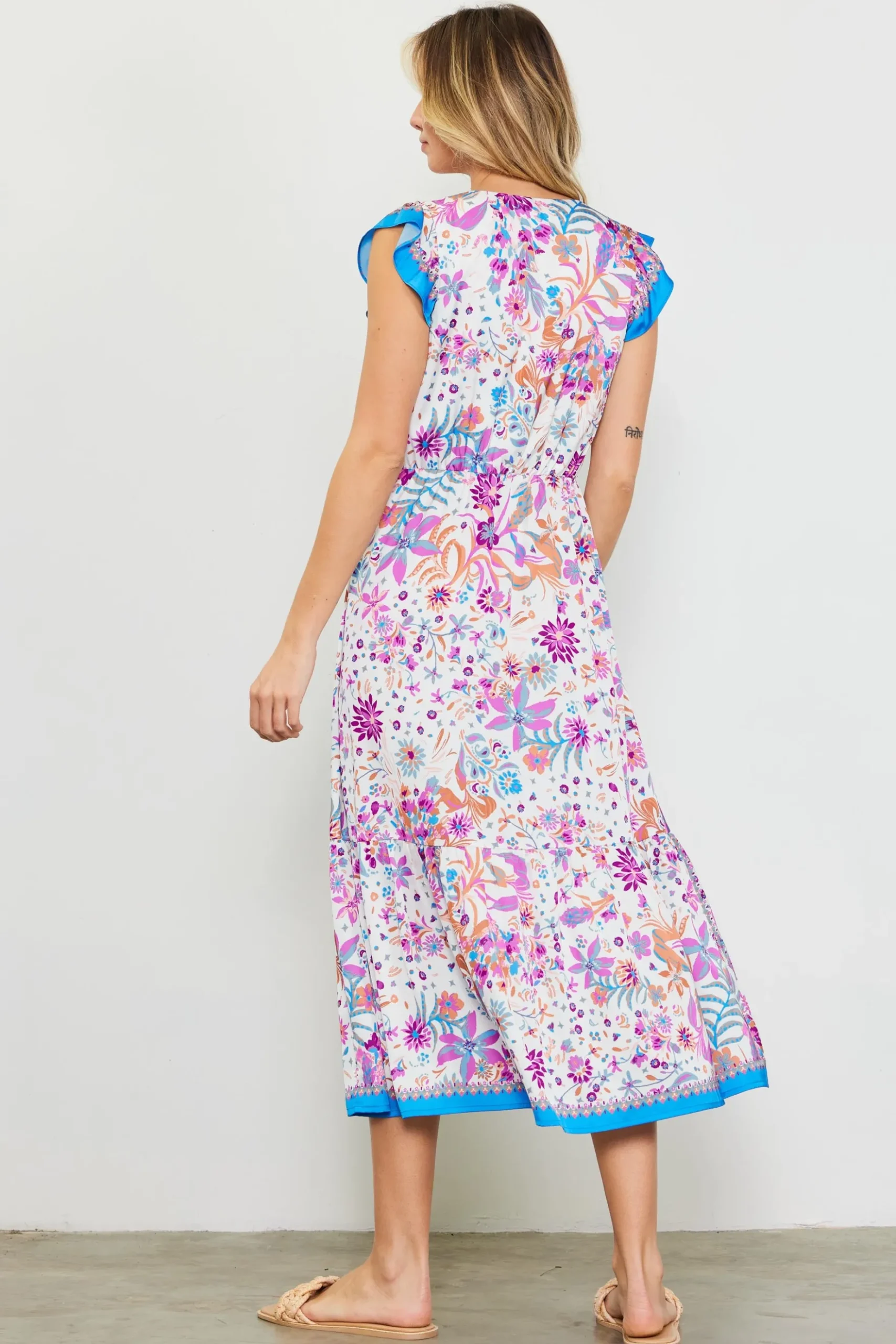 Magnolia Border Print Flutter Sleeve Dress*SKIES ARE BLUE Hot