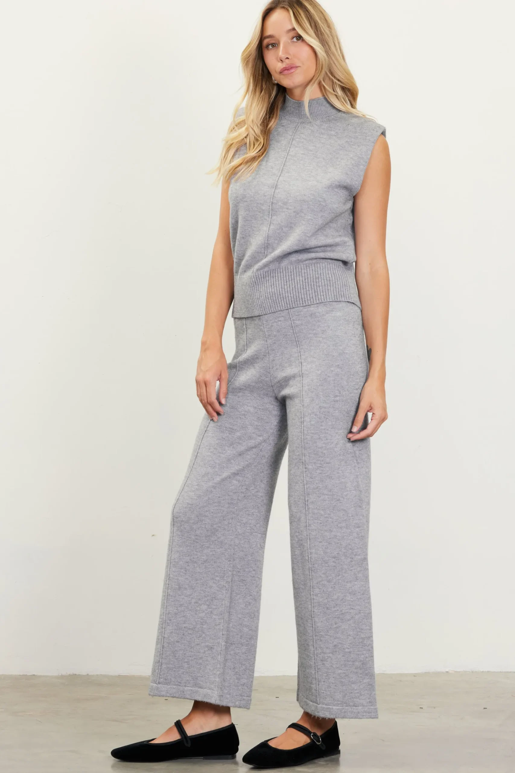 Mock Neck Sleeveless Knit Top*SKIES ARE BLUE Discount