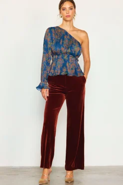 One Shoulder Pleated Top*SKIES ARE BLUE