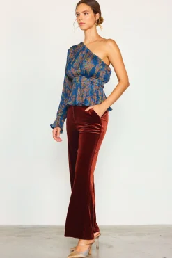 One Shoulder Pleated Top*SKIES ARE BLUE