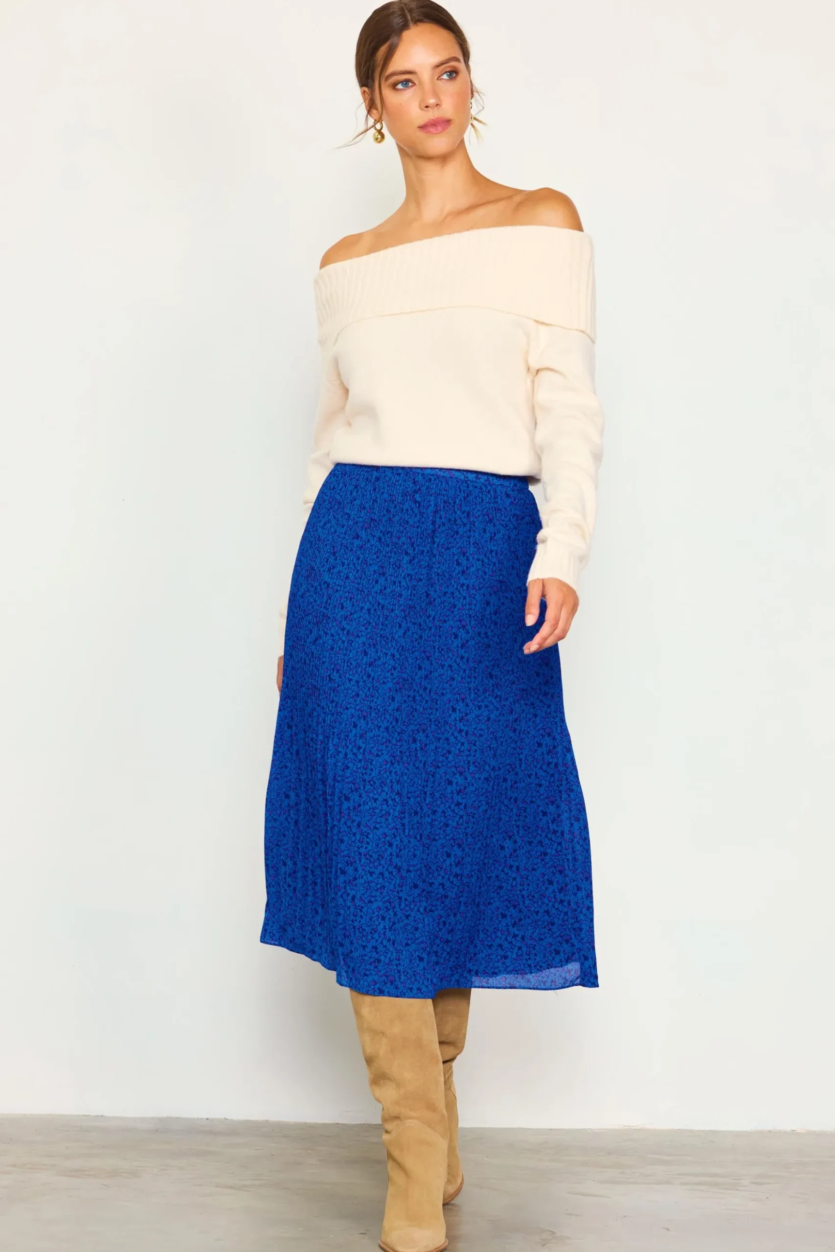 Pleated Floral Midi Skirt*SKIES ARE BLUE Sale