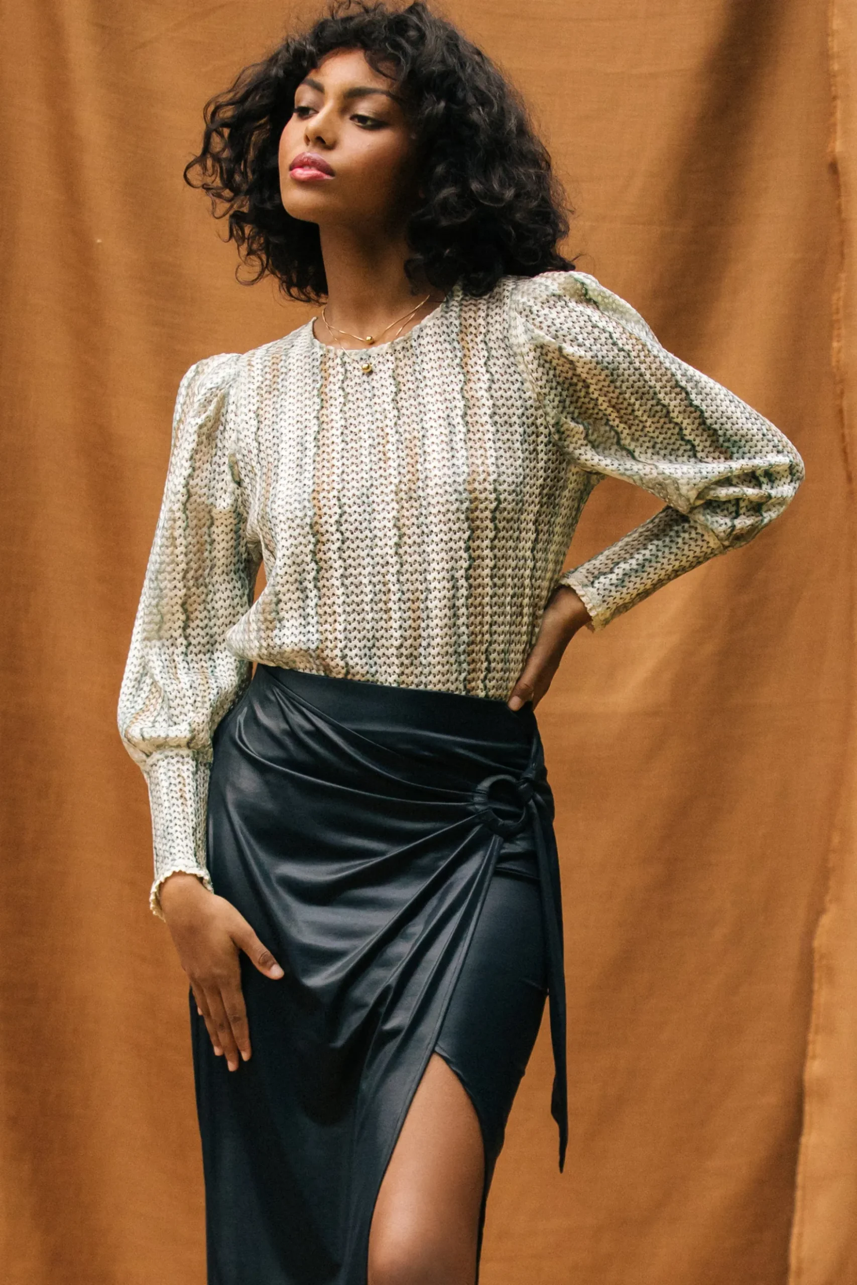 Printed Crochet Round Neck Top*SKIES ARE BLUE Best