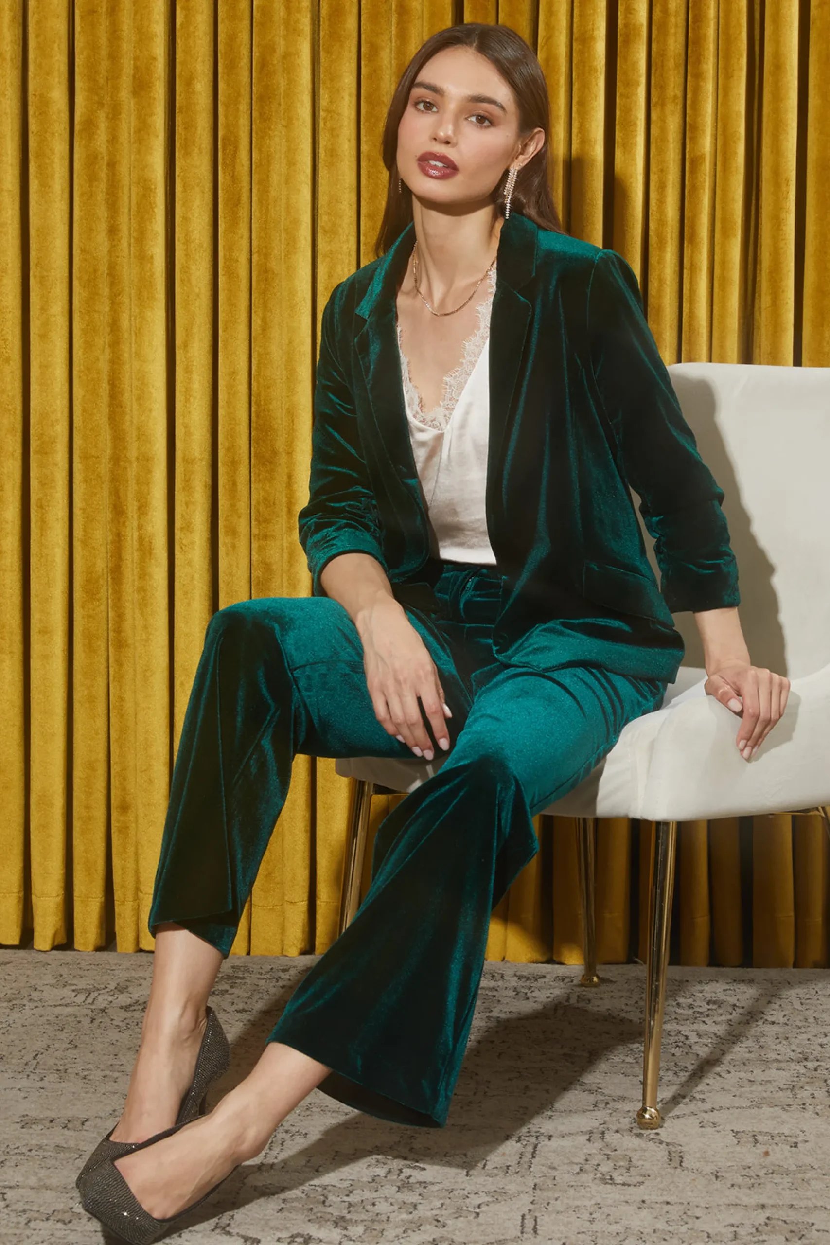 Ruched Velvet Blazer*SKIES ARE BLUE