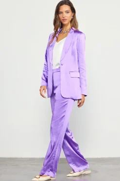 Satin Tailored Blazer*SKIES ARE BLUE