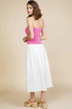 Sweetheart Neckline Knit Top*SKIES ARE BLUE