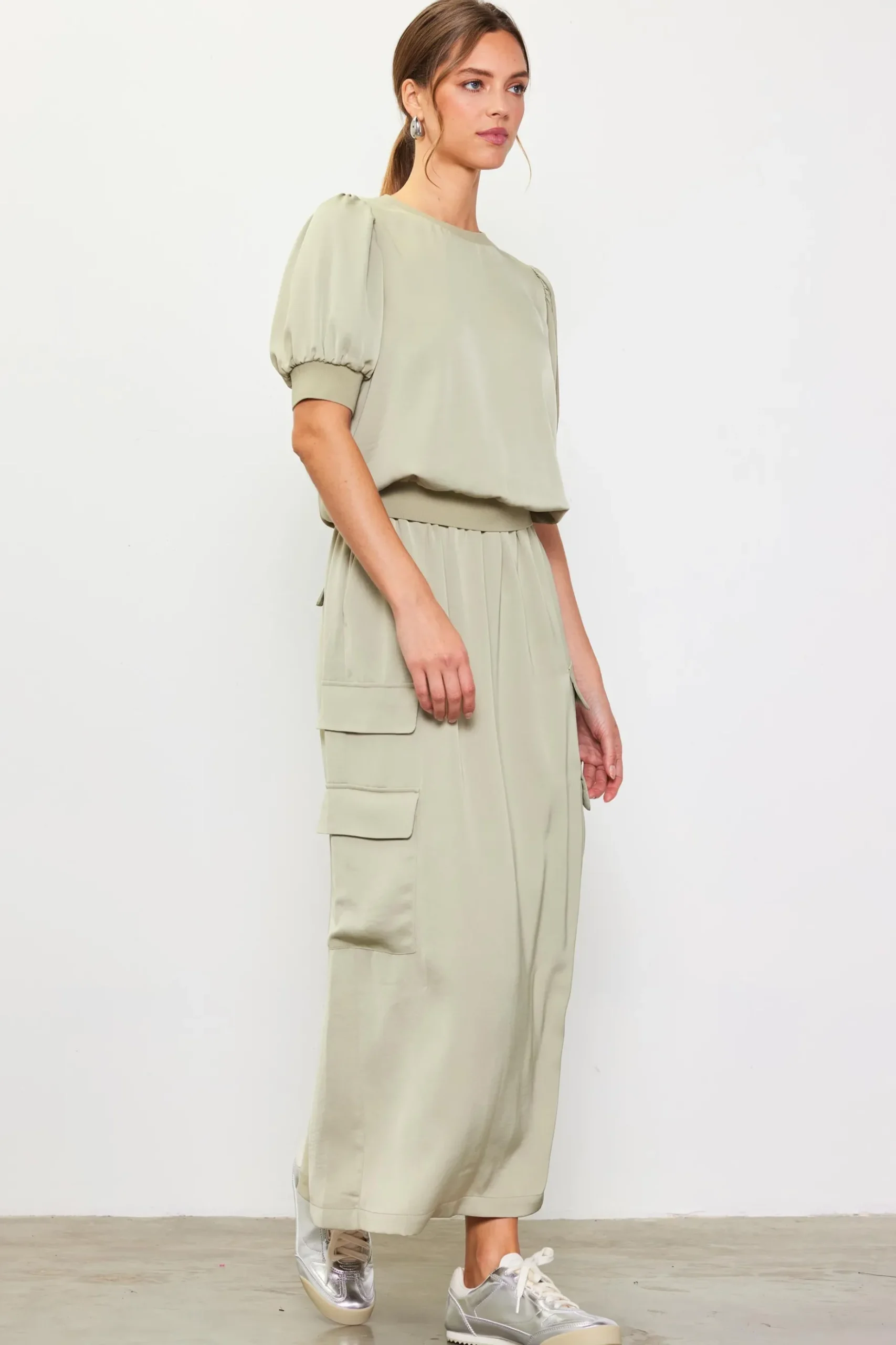 Utility Cargo Pocket Midi Skirt*SKIES ARE BLUE Sale